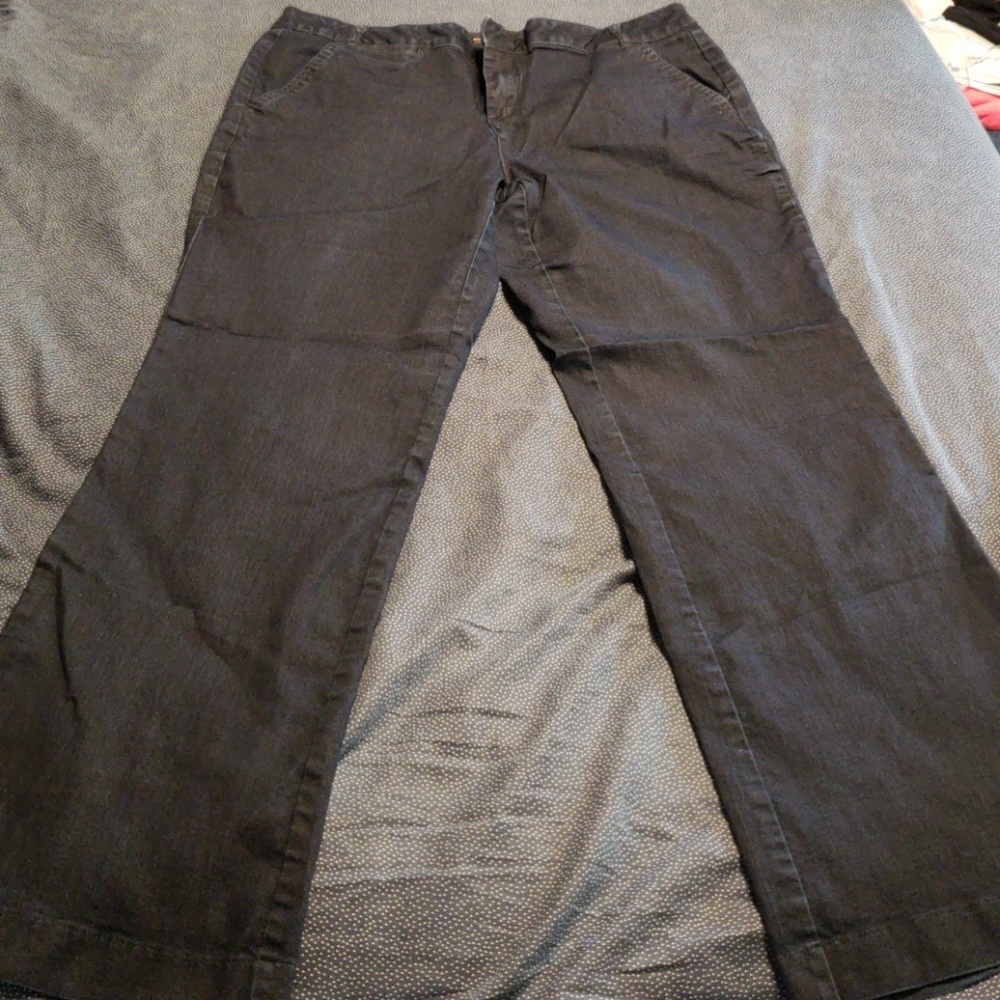 Dana Buchman blue jean trousers